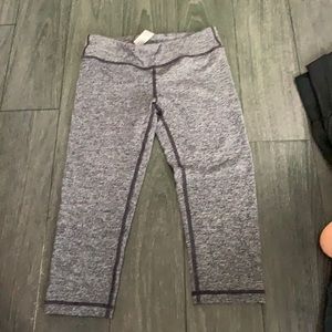Ivivva cropped leggings